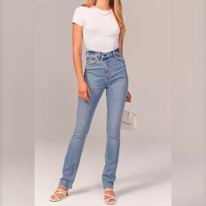 NWT - Abercrombie Curve Love Ultra High Rise 90s Slim Straight Jean, Size 29L
